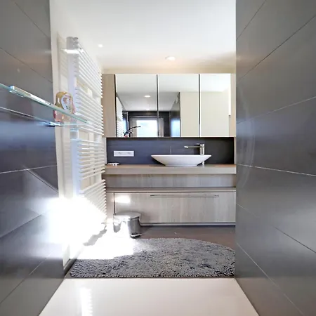 公寓 Penthouse In Near 克诺克－海斯特